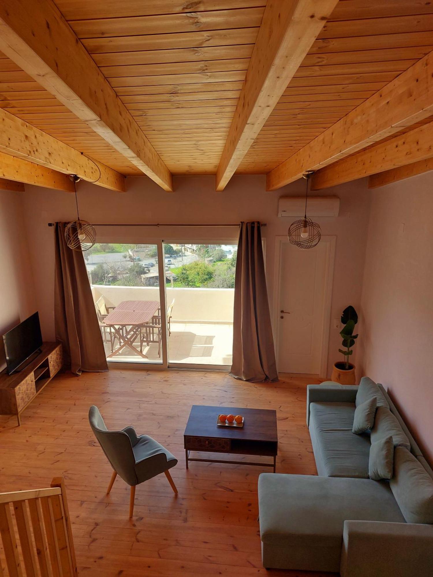 Roza Stone Studio & Suite Goníai Buitenkant foto